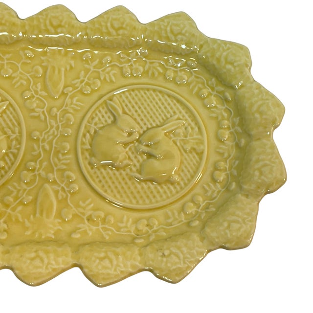 1990s Bordallo Pinheiro Yellow Bunny Platter Retired For Sale - Image 6 of 10