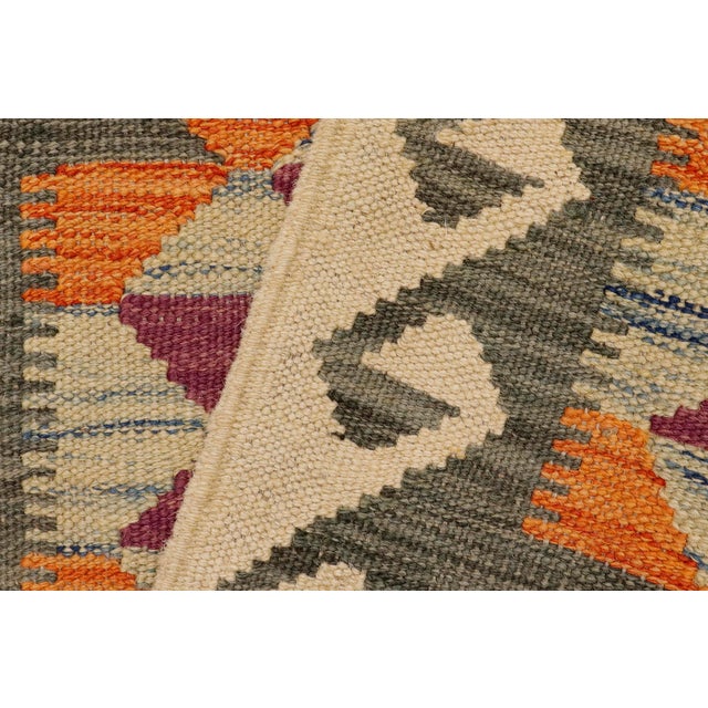 Charcoal Southwestern Turkish Kilim Gray Beige Hand-Woven Wool Rug For Sale - Image 8 of 9