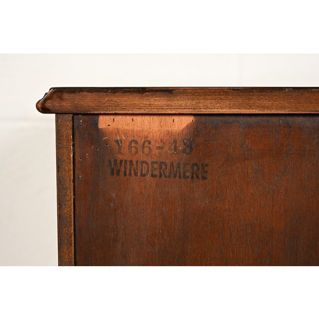 Kindel Furniture Georgian Solid Mahogany Block Front Nightstands, Pair For Sale - Image 17 of 18