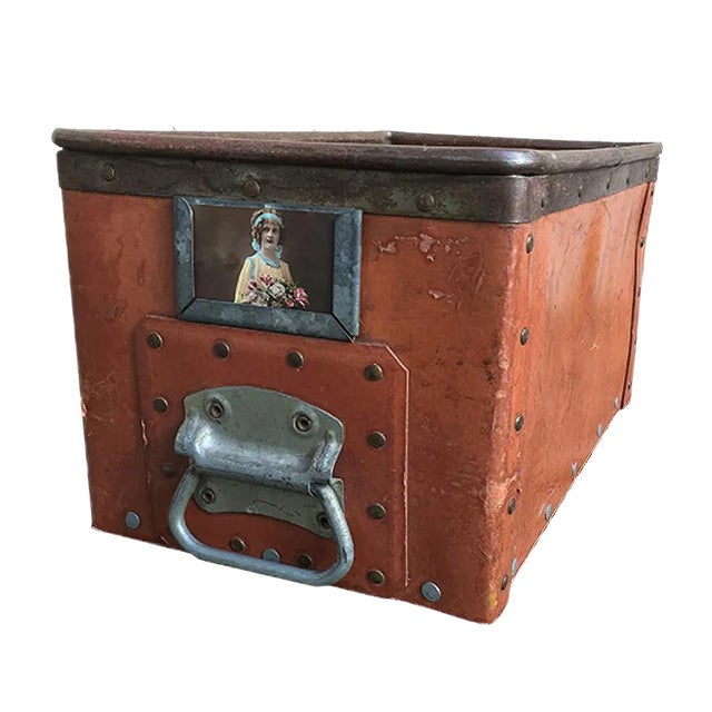 Trimmings Box from Suroy, 1920s For Sale