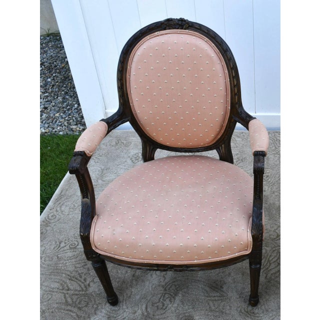 Peach Carved Wood Bergere Chair Louis XVI Style Medallion Oval Back Pink Fabric 50s For Sale - Image 8 of 13