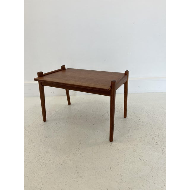 Rare teak side table designed by Fredrik A. Kayser for Vatne, Norway, in the 1960s. Featuring elegant Scandinavian lines,...