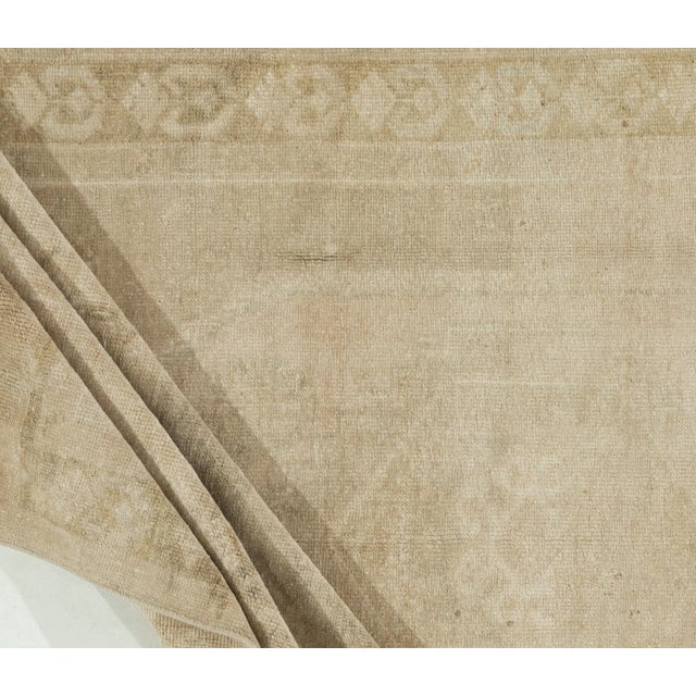 1940s Vintage Turkish Anatolian Area Rug 3'11 X 7'4 For Sale In New York - Image 6 of 6