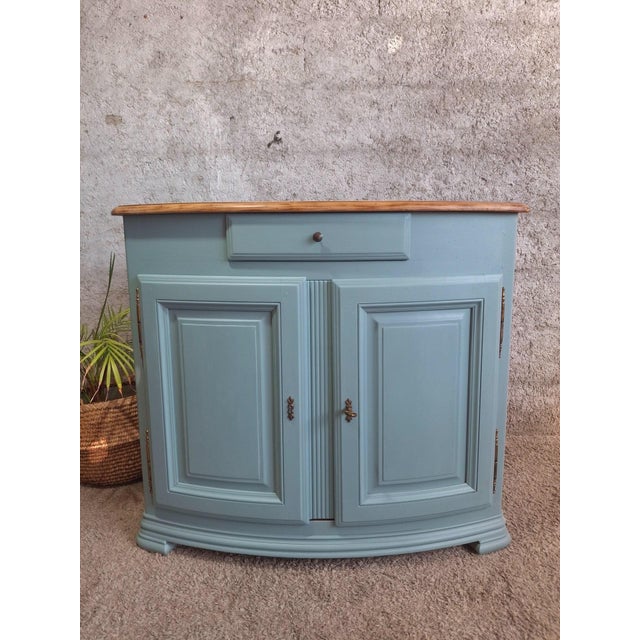 Louis XV Corner Cabinet in Neptune Blue and Brass Fittings, 1890s For Sale - Image 9 of 11