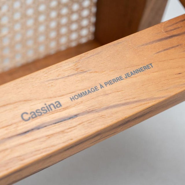Civil Bench in Wood and Woven Viennese Cane with Cushion by P. Jeanneret for Cassina For Sale - Image 16 of 17