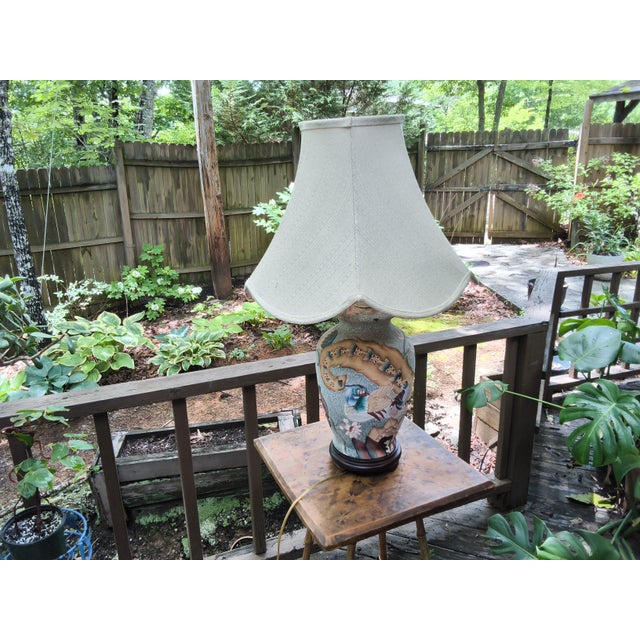 Vintage Frederick Cooper Tobacco Leaf Table Lamp Featuring Hand-Painted Floral and Bird Motifs. For Sale - Image 9 of 18