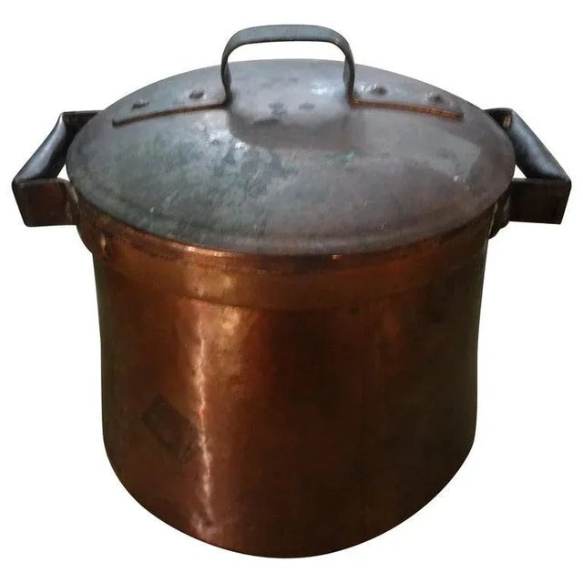 19th Century French Copper Pot With Lid For Sale - Image 10 of 11