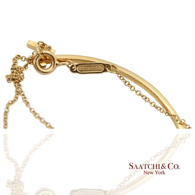 Tiffany & Co. 18k (750) Solid Yellow Gold T Smile Pendant Necklace For Sale - Image 9 of 12