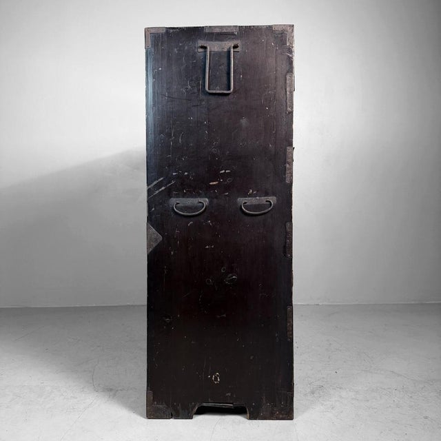 Large Japanese Antique Tansu Chest of Drawers, 1900s For Sale - Image 12 of 18