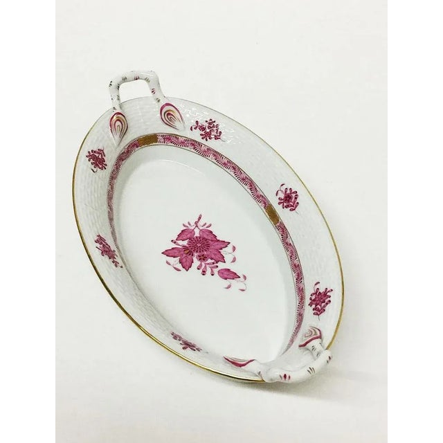 Chinese Bouquet Raspberry Porcelain Bread Basket from Herend Hungary For Sale - Image 4 of 8