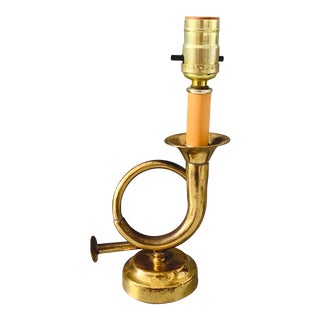 Vintage Equestrian English Style Horse Hunting Brass Horn Mounted Lamp For Sale