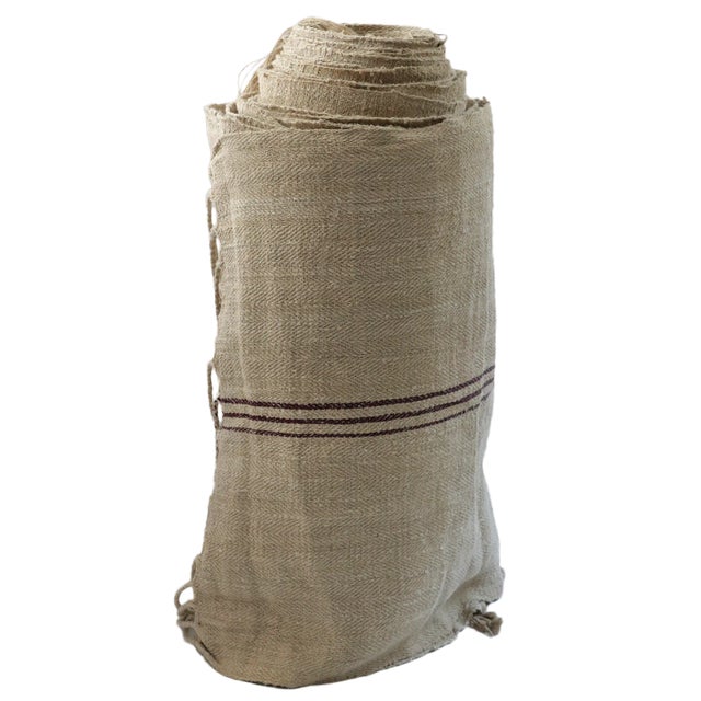 A luxurious 100-foot-long, 21-inch-wide roll of exquisite French linen.