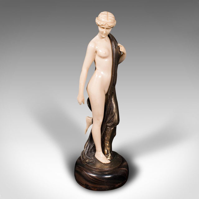 1930's Pair of Vintage Art Deco Figures For Sale - Image 6 of 12