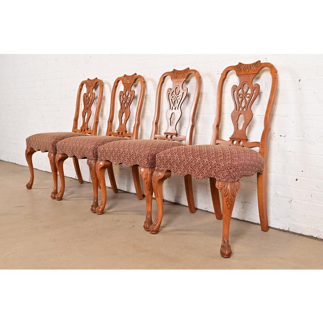 Queen Anne Romweber Antique Georgian Carved Walnut Dining Chairs, Set of Four For Sale - Image 3 of 13