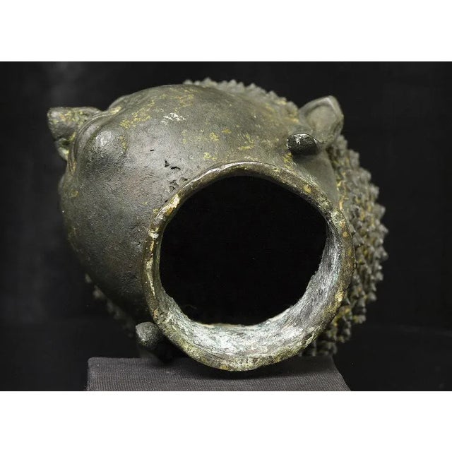 Antique Thai Bronze Head of the Walking Buddha, Sukhothai Tradition For Sale - Image 12 of 12