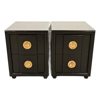 Karpen of California Mid-Century Modern Hollywood Regency Black Lacquered Nightstands | Circa 1950s For Sale