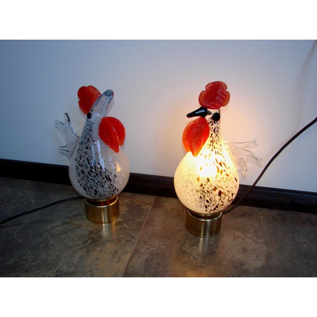 Gold Vintage Rooster and Hen Lamps in Glass, 1980s, Set of 2 For Sale - Image 8 of 10