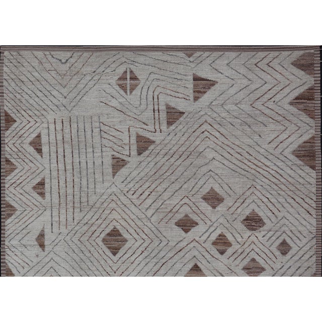 Fine Modern Rug in White & Light Brown Tones With Abstract & Geometric Design 12'6 X 15'9 For Sale - Image 10 of 11