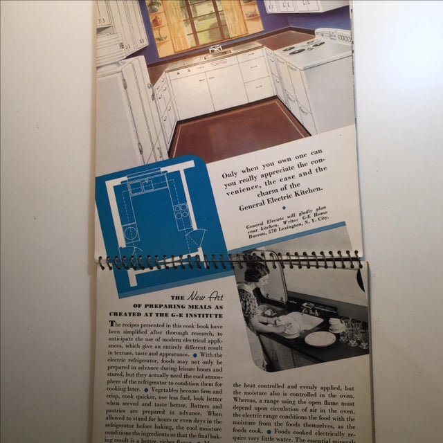 The New Art GE Kitchen Institute 1937 For Sale In New York - Image 6 of 9
