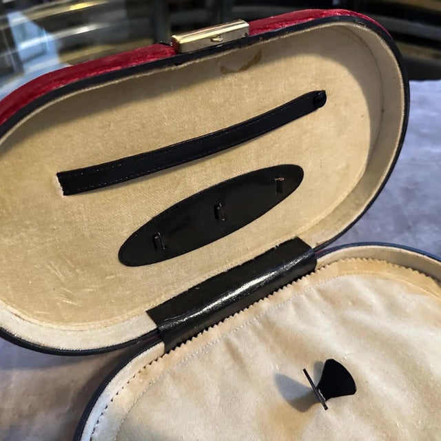 1970s Velvet and Leather Italian Travel Jewelry Box For Sale - Image 10 of 12