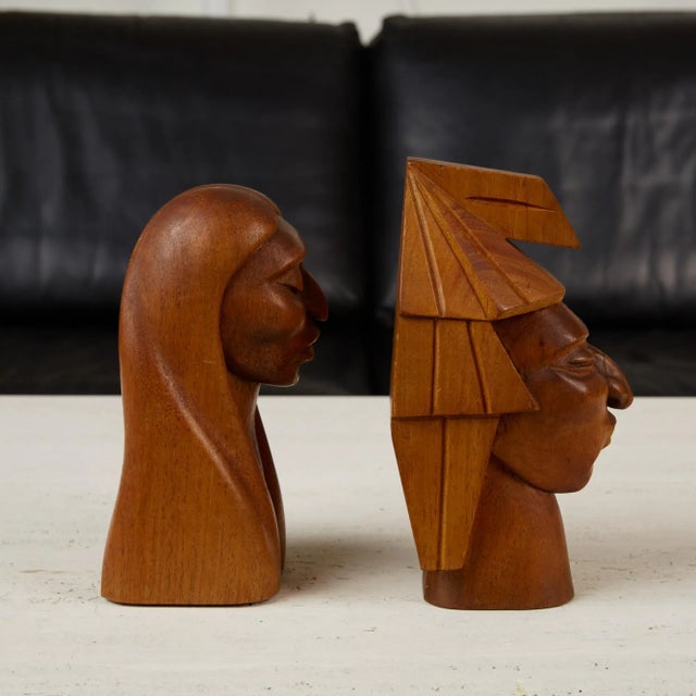 Mid 20th Century Wooden Native American Busts - a Pair For Sale - Image 5 of 13