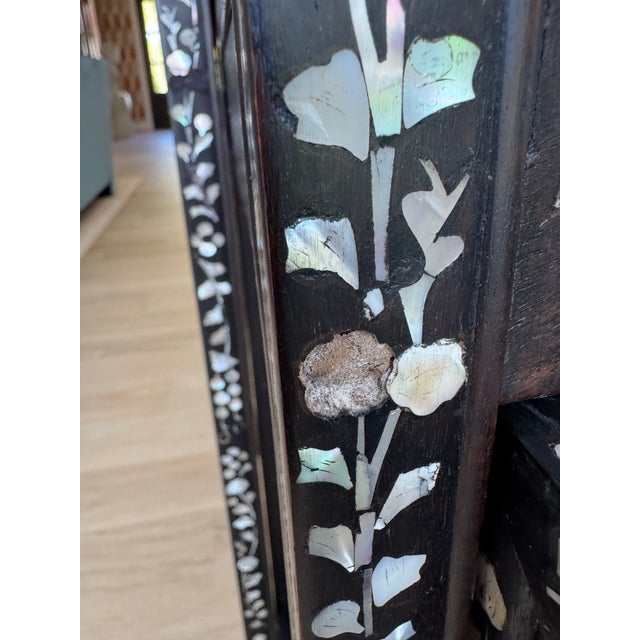 Vintage Asian Export Mother-of-Pearl Inlaid Graduated Nesting Tables – Set of Four For Sale - Image 10 of 12