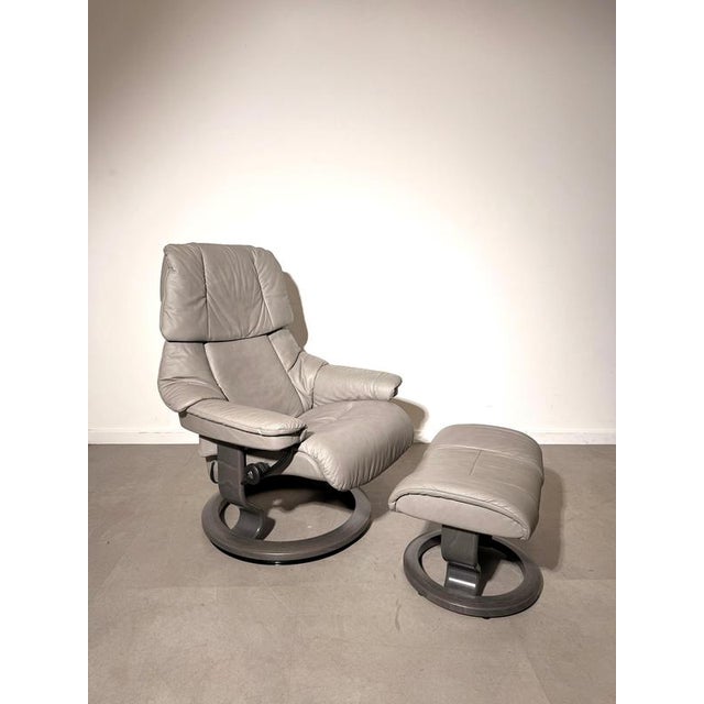 Wood Set of Leather Recliner and Ottoman from Stressless For Sale - Image 7 of 7