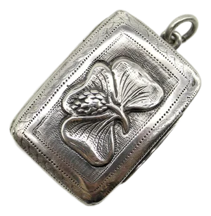 Early 19th Century Sterling Silver Georgian Rectangular Vinaigrette With Bas Relief Clover