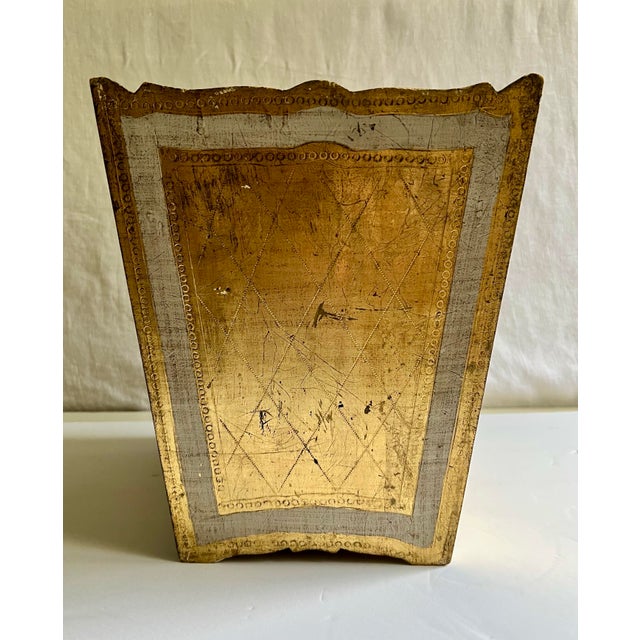 1950s Vintage Italian Florentine Gilt and Painted Waste Basket For Sale - Image 5 of 10