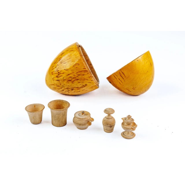 Late 19th Century Antique Treen Wood Egg Box with Dollhouse Miniatures For Sale In New York - Image 6 of 11