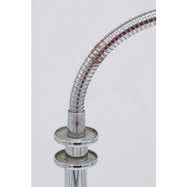 Traditional Vintage Chrome Gooseneck Table Lamp For Sale - Image 3 of 9