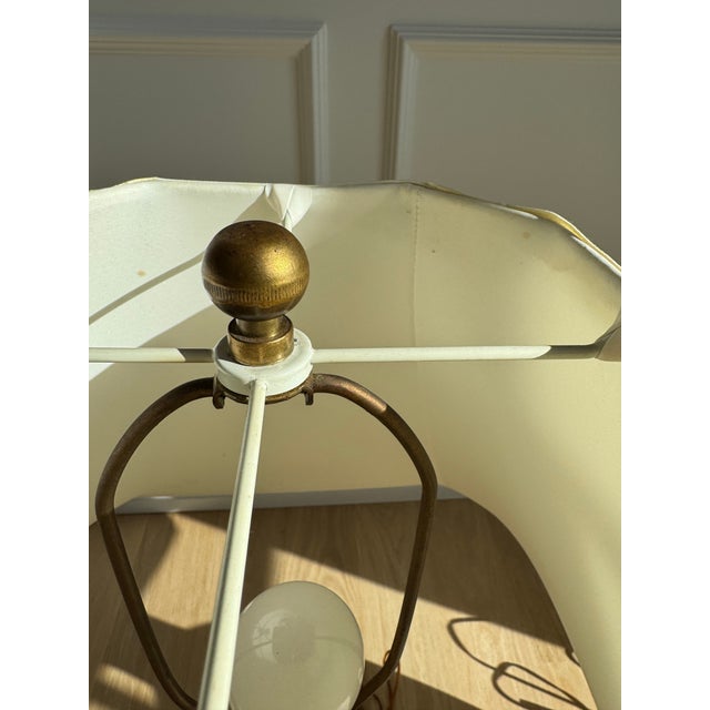 1970s Pair of Frederick Cooper Hand-Painted Porcelain Urn Table Lamps, C. 1970s For Sale - Image 5 of 9