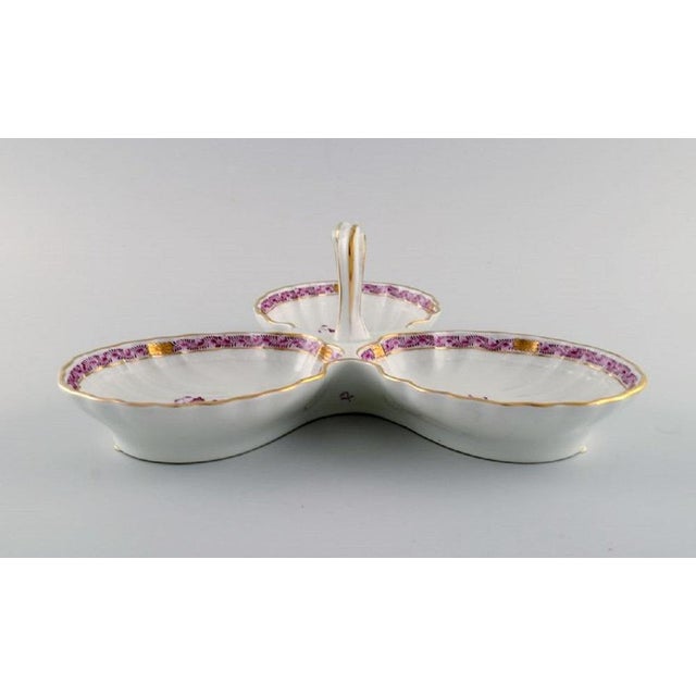 Glass Herend Chinese Bouquet Raspberry Serving Dish with Handle For Sale - Image 7 of 11