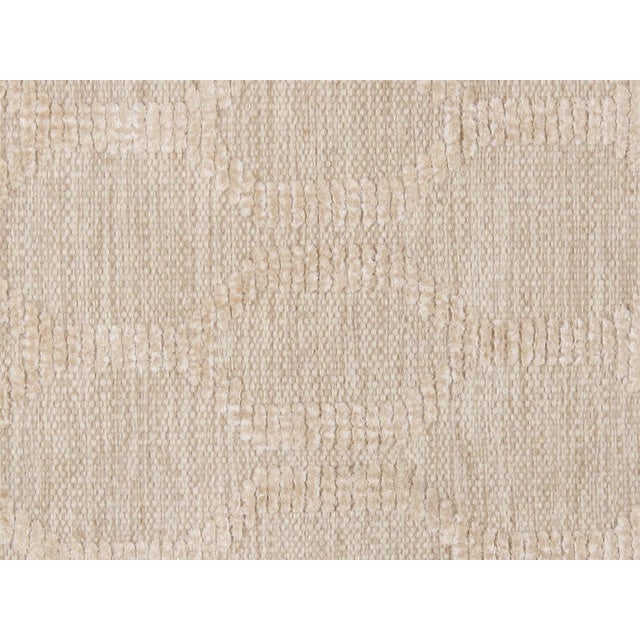 The brand Pasargad is the perfect blend of class and elegance. These Transitiona rugs are sure to add a touch of modern...
