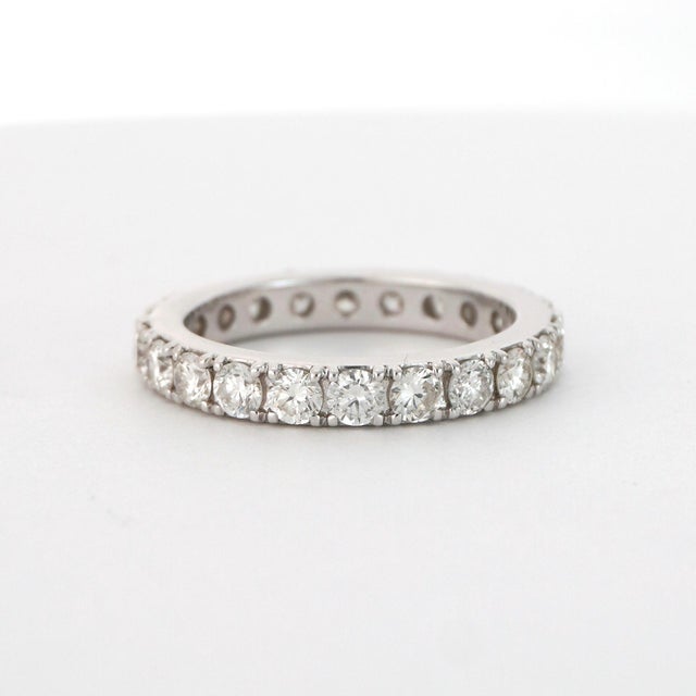 Contemporary 18k White Gold Diamond Ring 2.16ct G Vs2 Size 6.5 For Sale - Image 3 of 18