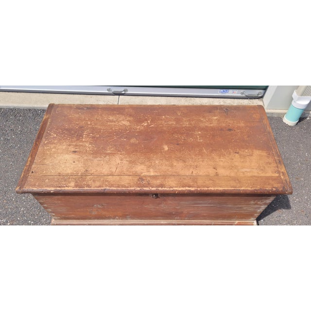 Late 18th Century American Chippendale Blanket Chest For Sale - Image 15 of 18