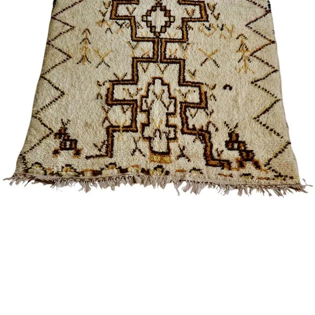 Moroccan 1970’s Vintage Moroccan Rug-4’x7’5" For Sale - Image 3 of 4