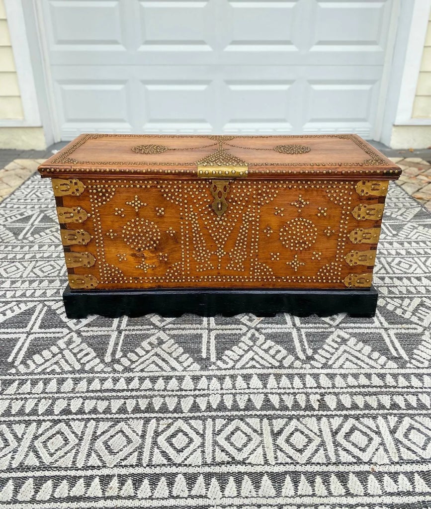 Antique 19th Century Zanzibar Chest in Teak Wood With Brass