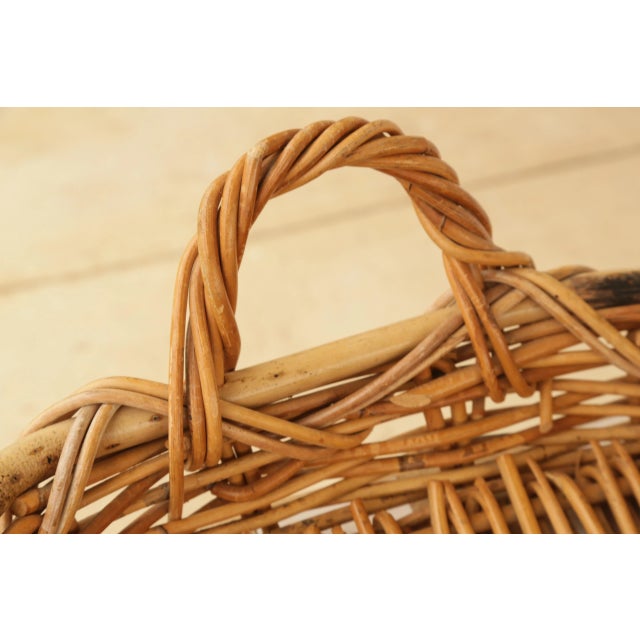 Wood 1950s Mid-Century Vintage Chunky Rectangular Wicker Bread Basket With Handles For Sale - Image 7 of 18