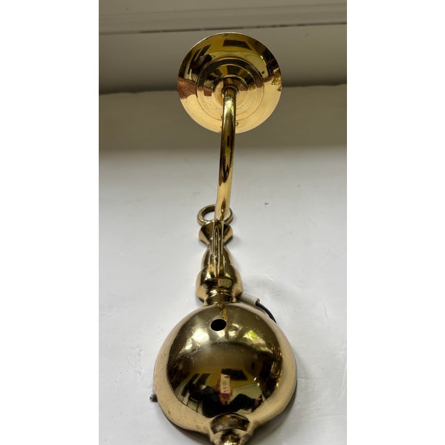 1990s Set of 11 Williamsburg Single-Arm Wired Brass Sconces For Sale - Image 5 of 5