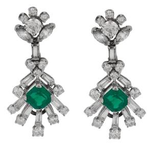 1950s Pair of Mid Century Emerald Diamond Platinum Drop Earrings