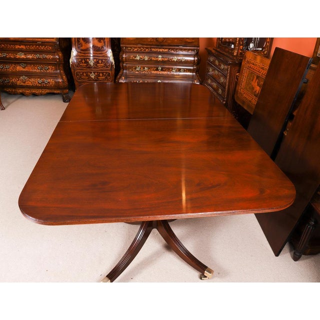 Vintage Triple Pillar Dining Table by William Tillman, 1980s For Sale - Image 10 of 18