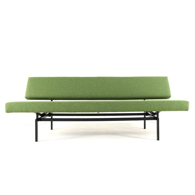 Green No. 540 Sofa by Gijs van der Sluis, 1960s For Sale - Image 8 of 18