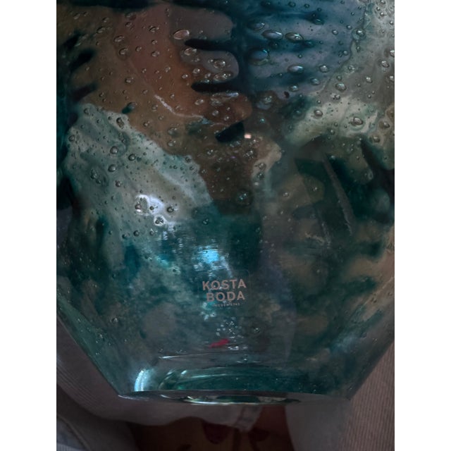 dimension: 8 inches wide × 8 inches deep × 8.75 inches high It’s in a perfect condition It’s signed