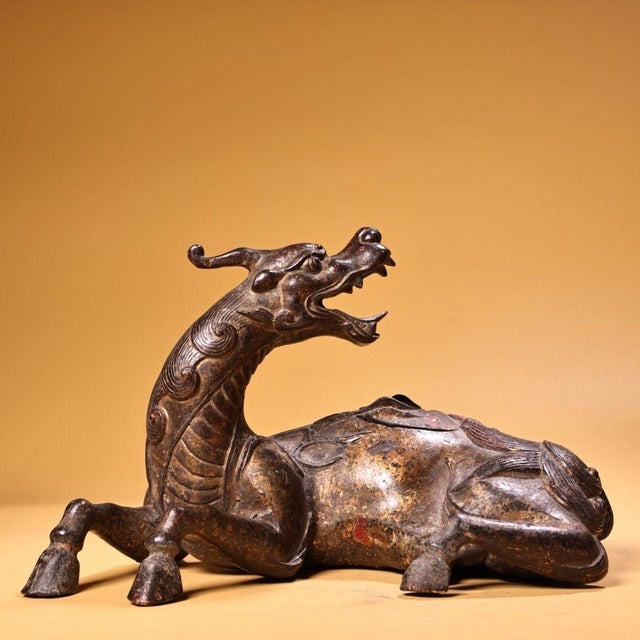 Traditional Early 20th Century Gilt Bronze Mythical Beast Figure – 6.3" Recumbent Qilin Sculpture For Sale - Image 3 of 9