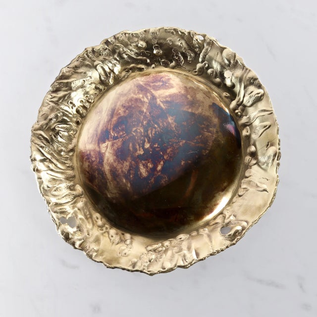Sunflower brass hand sculpted bowl by Samuel Costantini Entirely handmade by the artist Measures: Diameter 200 mm height...
