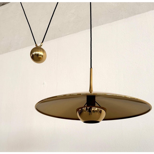 Onos 55 Double Pull Brass Pendant with Counter Weights by Florian Schulz, 1970s For Sale - Image 6 of 15