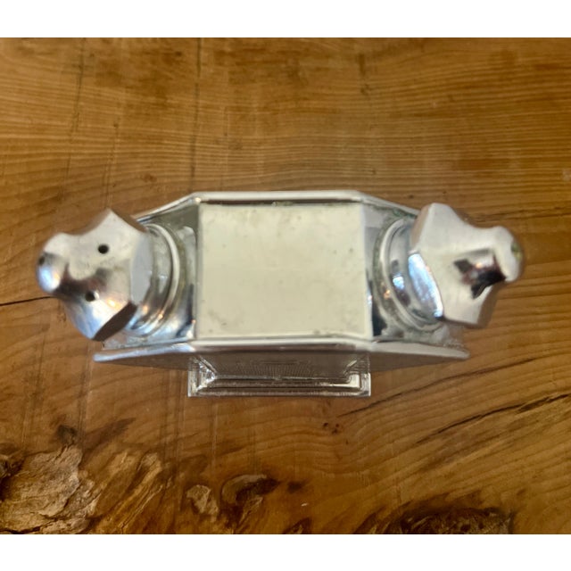 1930s Art Deco Salt and Pepper Shaker Cruet Set, 1930s, Set of 3 For Sale - Image 5 of 17