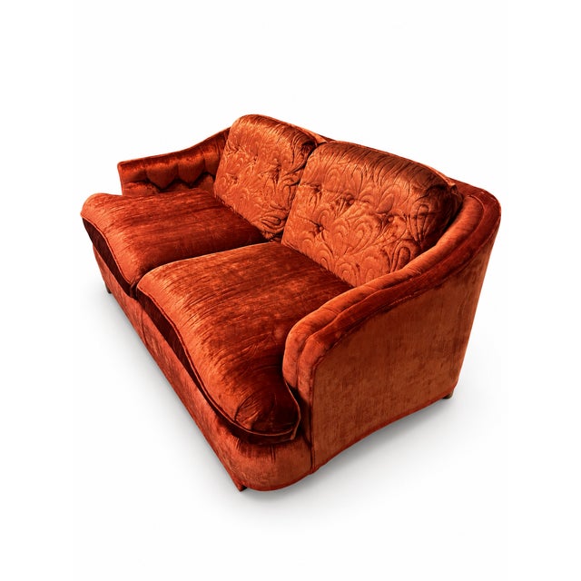 Hollywood Regency 1970s Burnt Orange Crushed Velvet Curved Loveseat For Sale - Image 3 of 10