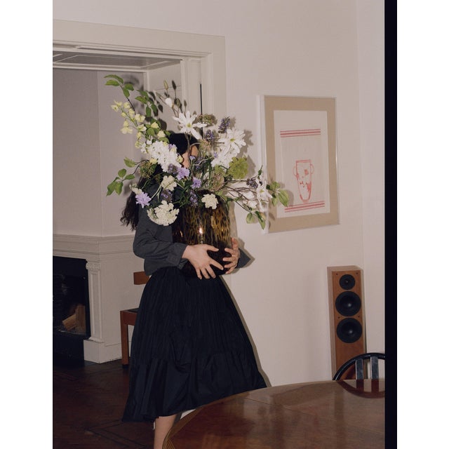Grand Landing Floral Arrangement by Apartment 387 For Sale In New York - Image 6 of 6